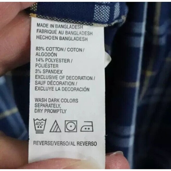 IZOD Saltwater Plaid Shirt (Men’s Size XL) • Classic Stretch • Button Up • EUC - Picture 2 of 5